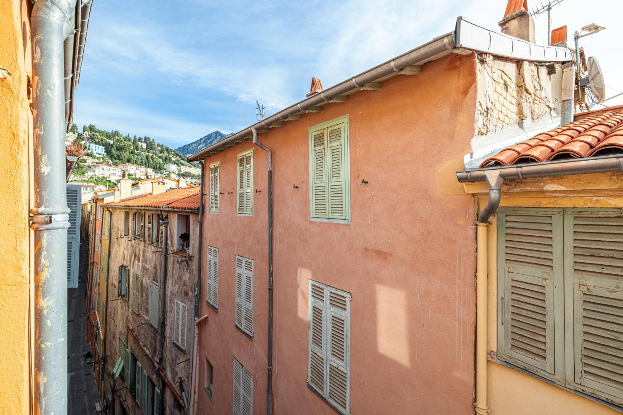 Le Bougainvillier Menton Vieille Ville Bagian luar foto